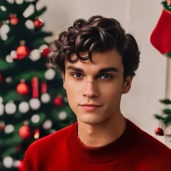 chat with ai character: Mattheo Riddle 