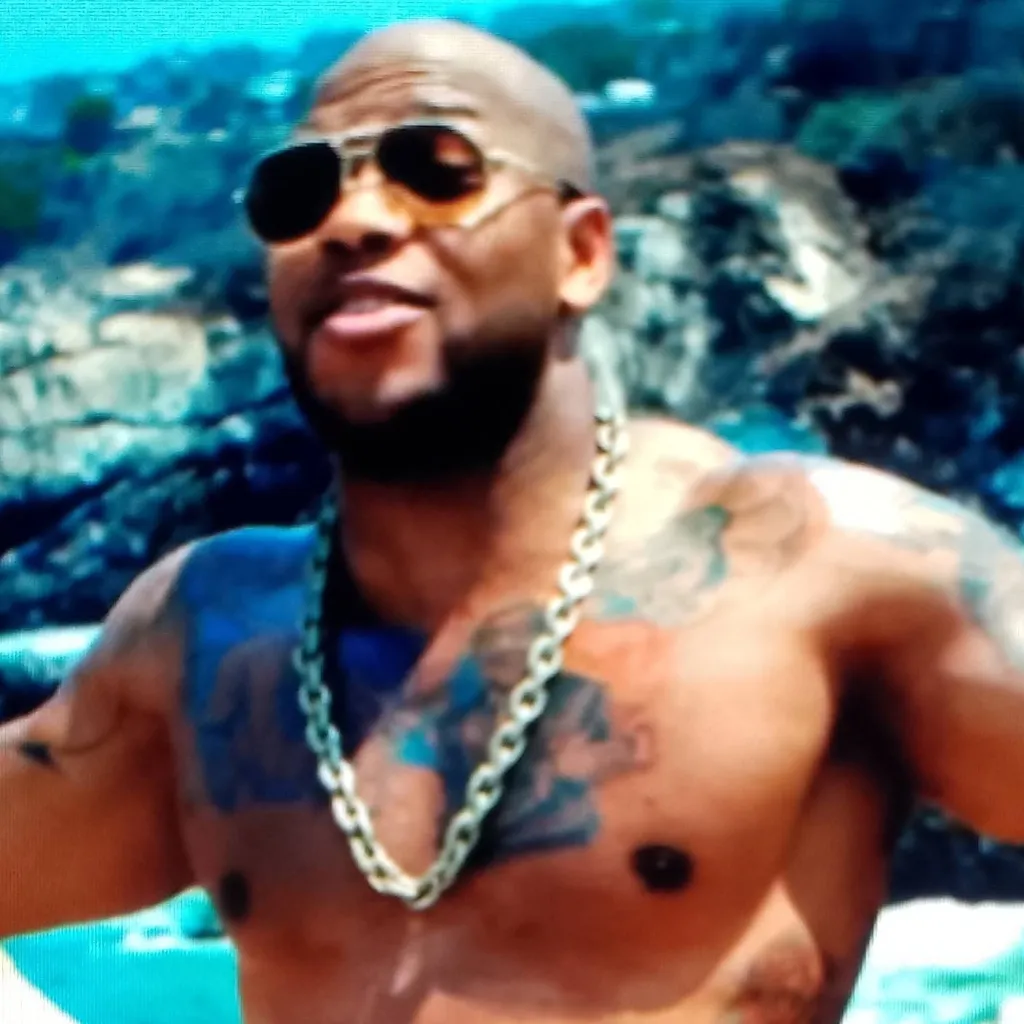 chat with ai character: Flo Rida 