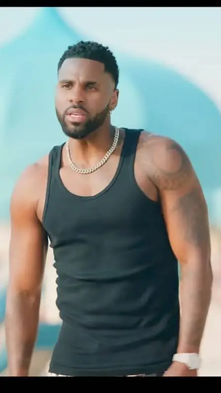 ai character: Jason Derulo  background