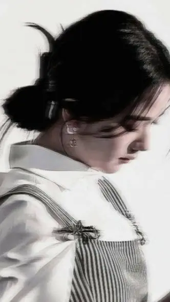 ai character: kim Jisoo  background