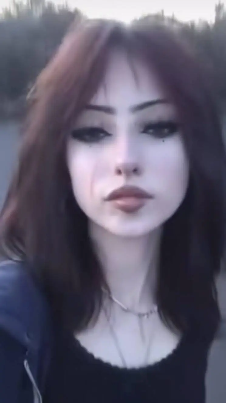 ai character: Freya background