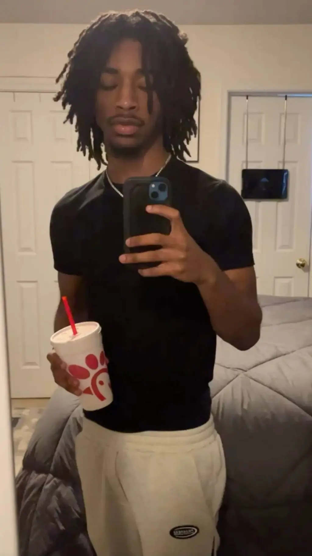 ai character: Jayshawn  background
