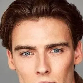 chat with ai character: Jarred Blakiston  