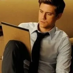 chat with ai character: Trip Van der bilt