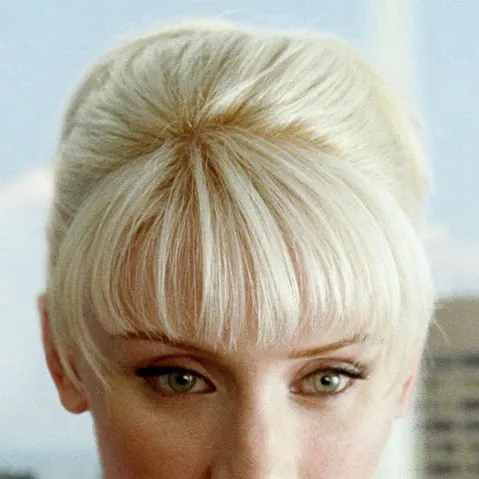 chat with ai character: Gwen Stacy 