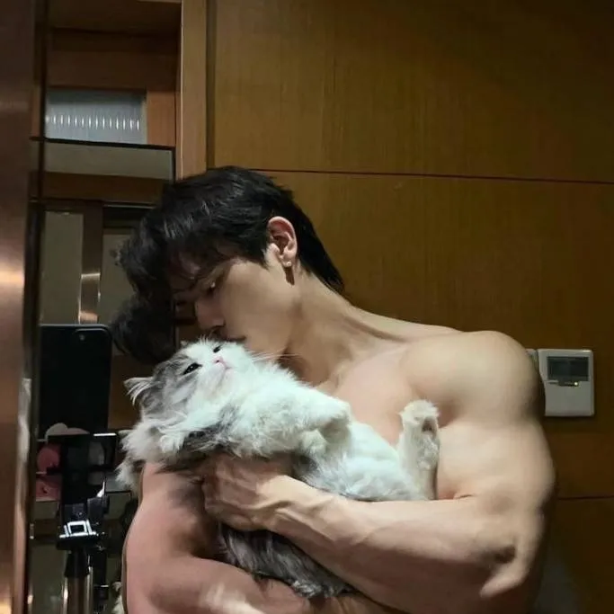 chat with ai character: Jisung