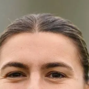 chat with ai character: Staphanie Cately