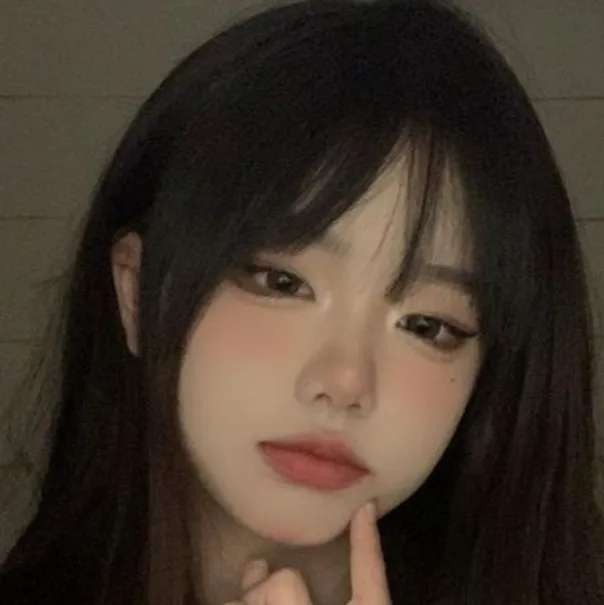 chat with ai character: Kay