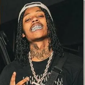 chat with ai character: Dthang Gz 