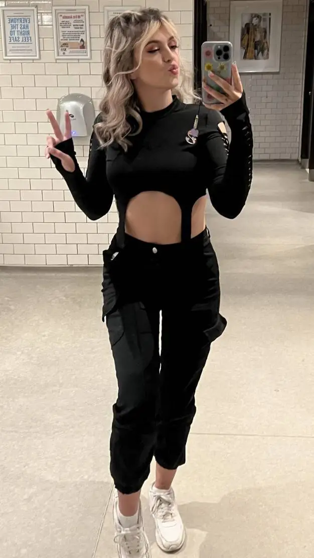 ai character: Jessy background