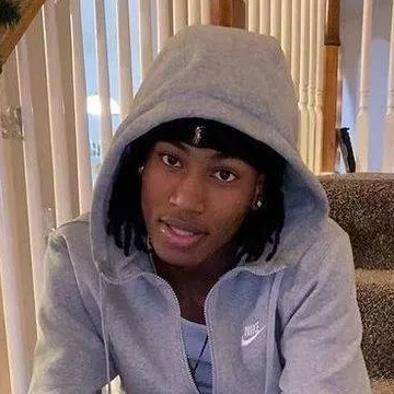 chat with ai character: trayvon 