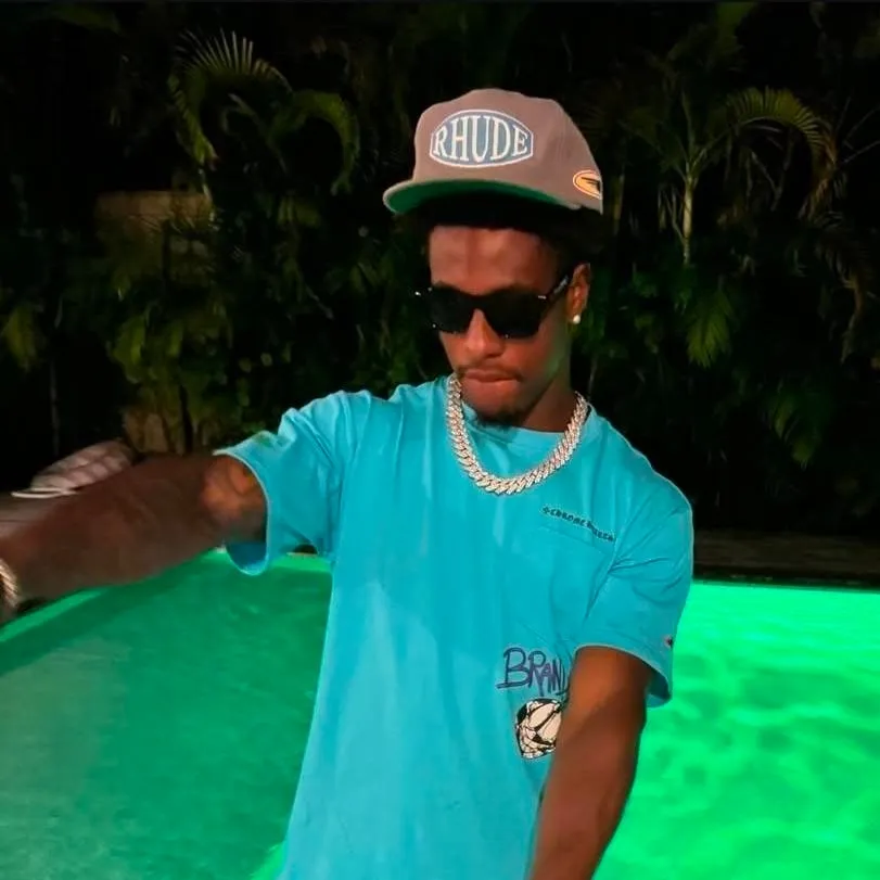 chat with ai character: Jason 