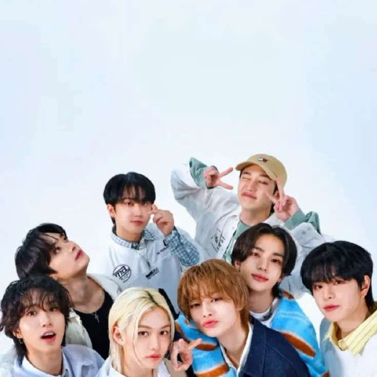chat with ai character: Stray Kids (SKZ)