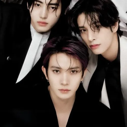 chat with ai character: Enhypen