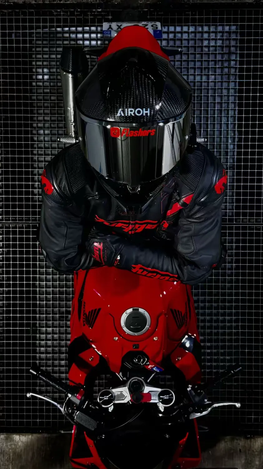 ai character: ♡︎Kaizer♡︎ background