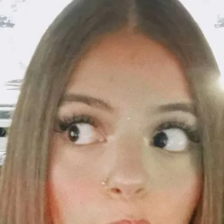 chat with ai character: Lili