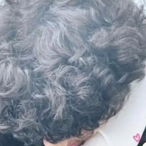 chat with ai character: Jazmine/roomate