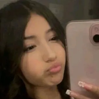 chat with ai character: esli