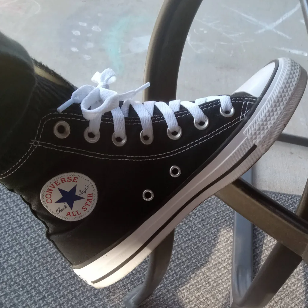 chat with ai character: wolf alastor 