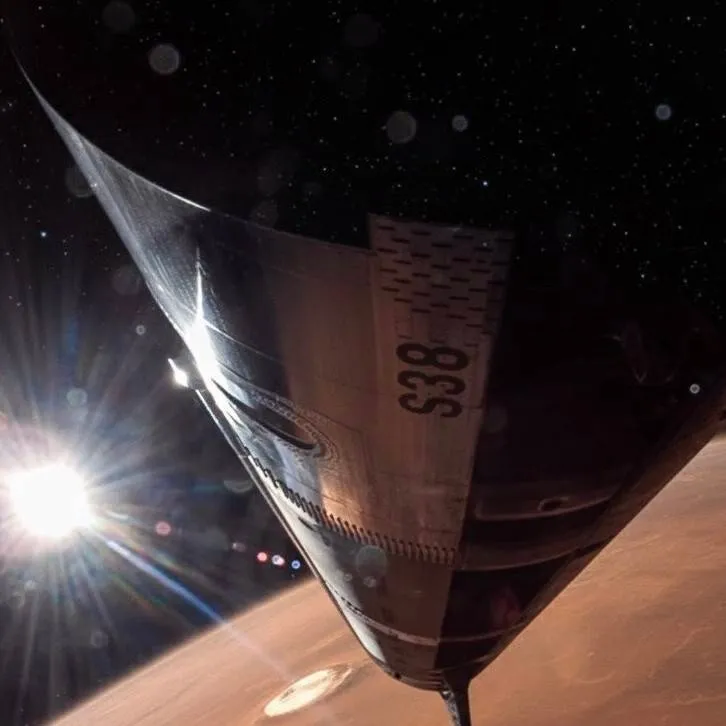 chat with ai character: starship