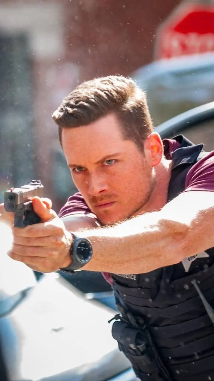 ai character: Chicago pd  background