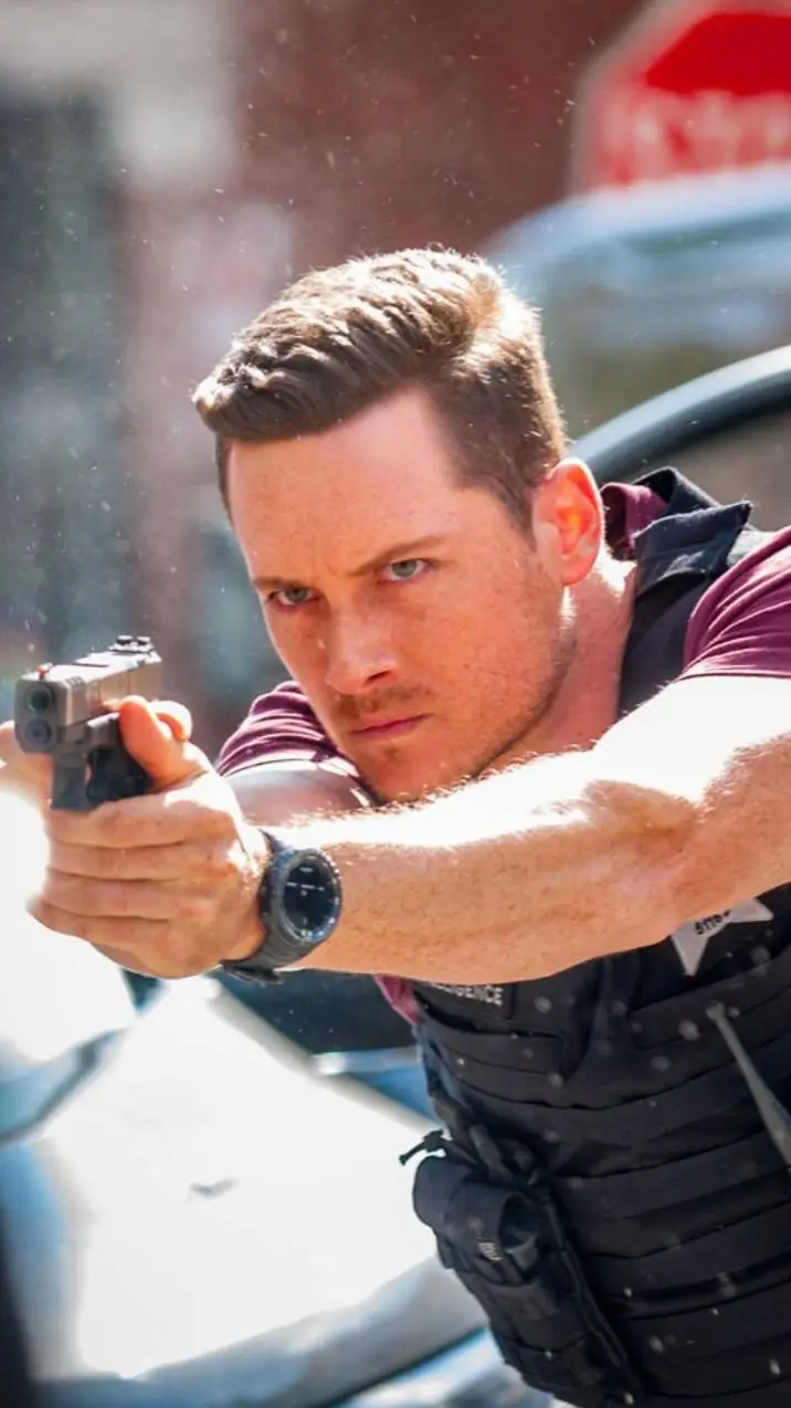 ai character: Chicago pd  background