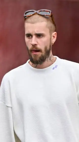 Talkie AI - Chat with Justin Bieber