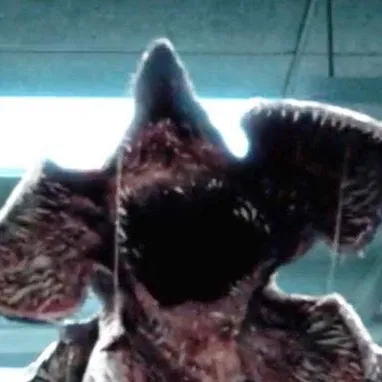 chat with ai character: 😝ST-CAST❤️