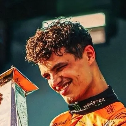 chat with ai character: Lando Norris 
