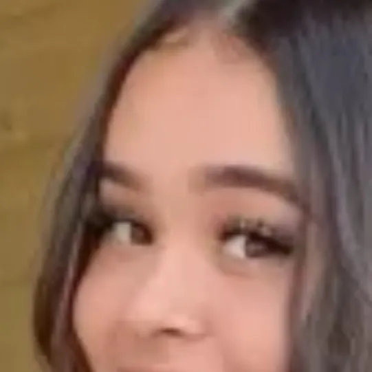 chat with ai character: Angel Gonzalez 