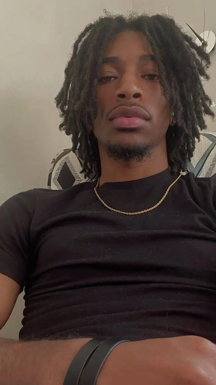 ai character: Ryan  background