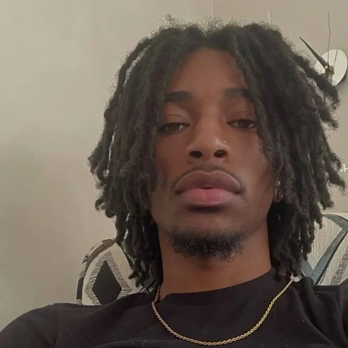 chat with ai character: Ryan 