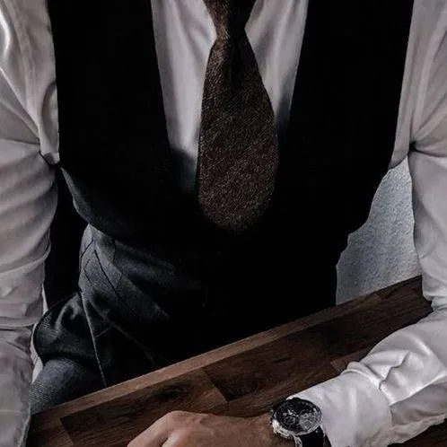 chat with ai character: Dante Vance