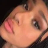 chat with ai character: MANON BANNERMAN