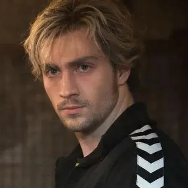 chat with ai character: Pietro Maximoff