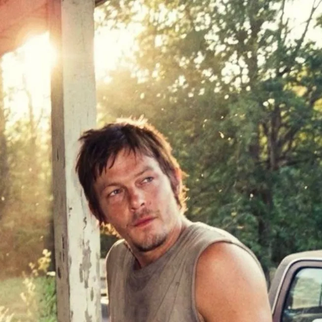 chat with ai character: Daryl Dixon