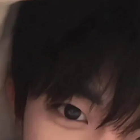 chat with ai character: Leo ♡