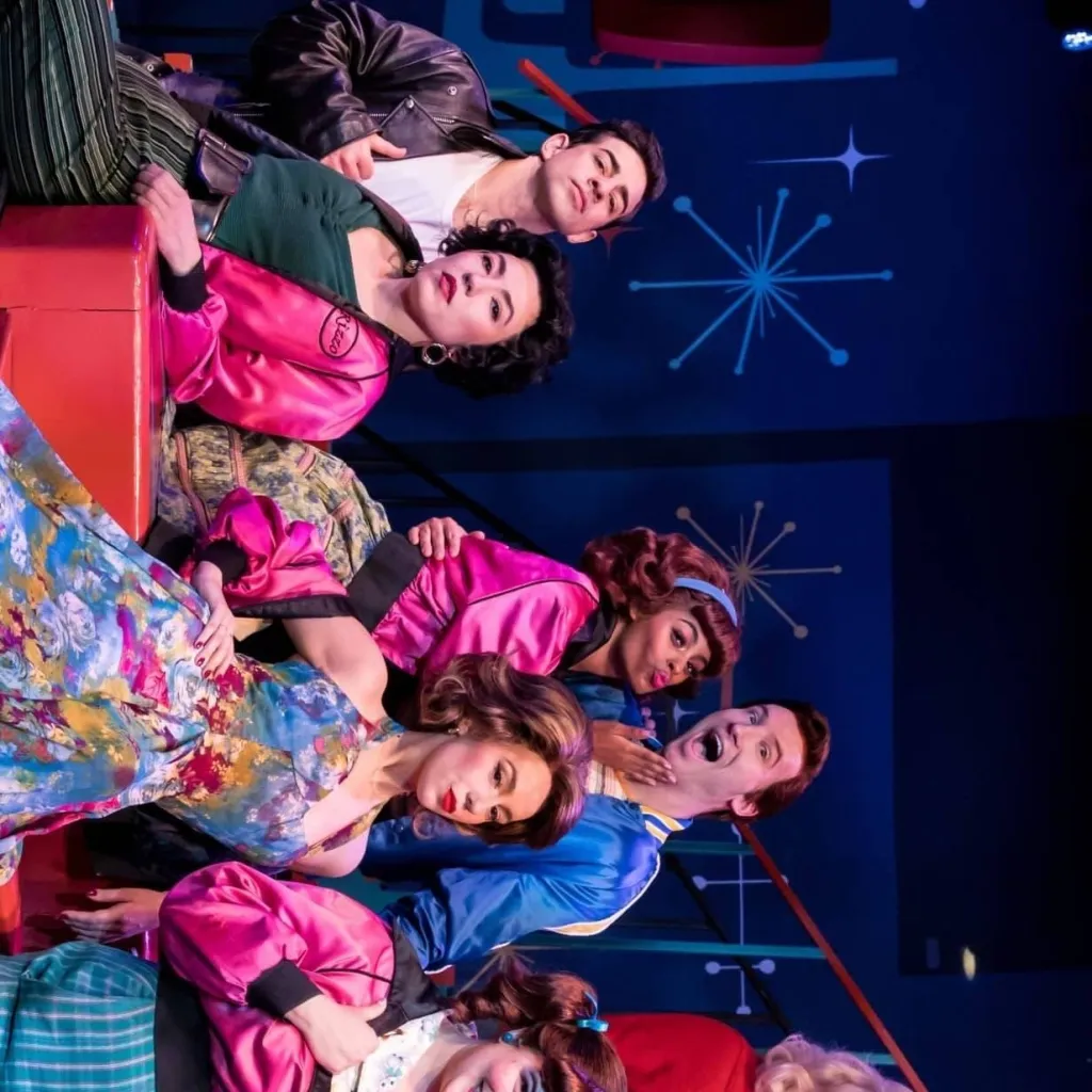 chat with ai character: Grease(Chanhassen)