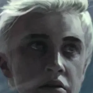 chat with ai character: Draco Malfoy