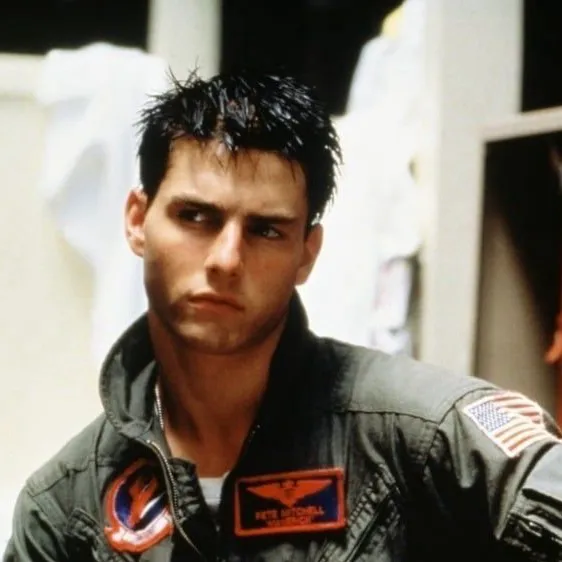 chat with ai character: Pete Mitchell