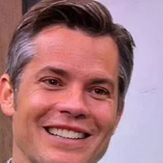 chat with ai character: Danny Cordray