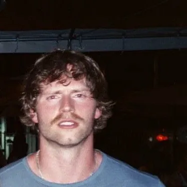 chat with ai character: Kane Winters