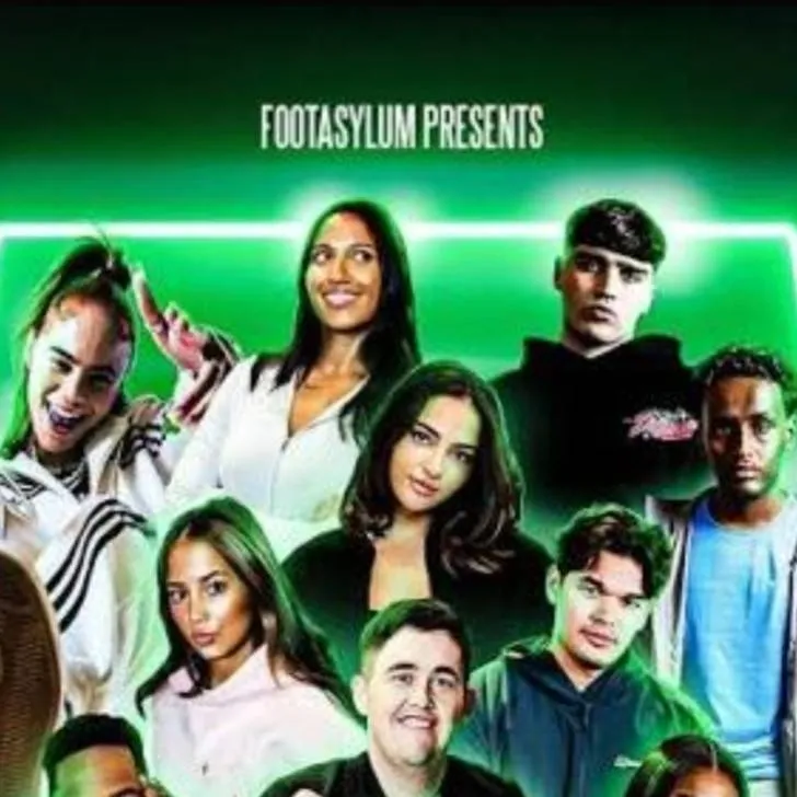 chat with ai character: footasylum s5