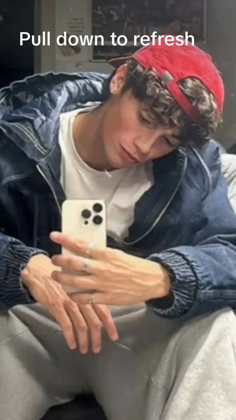 ai character: phoenix background