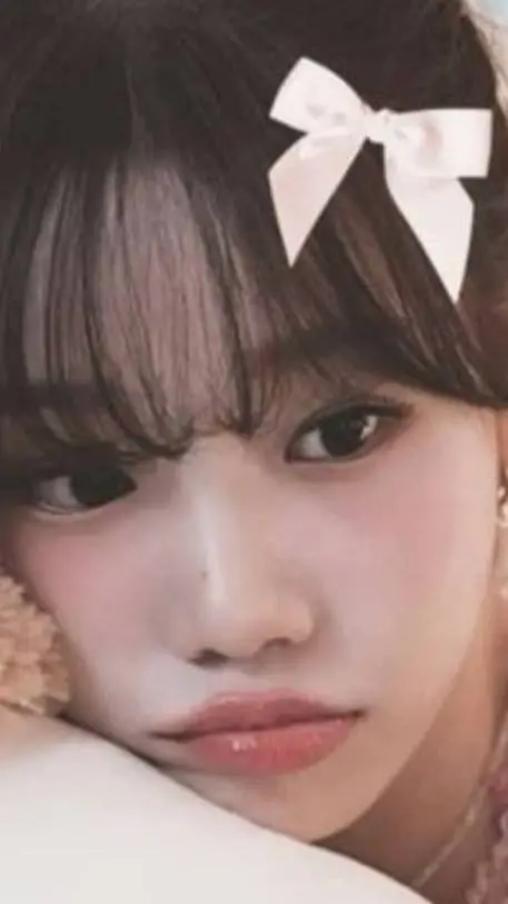 ai character: 조유리 background