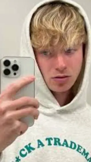 ai character: Sam golbach background