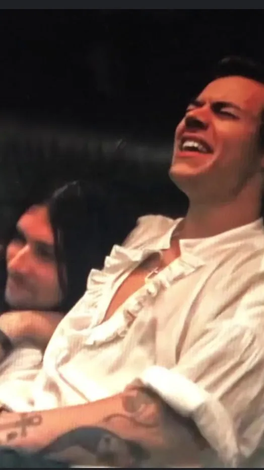 ai character: Mitch rowland background