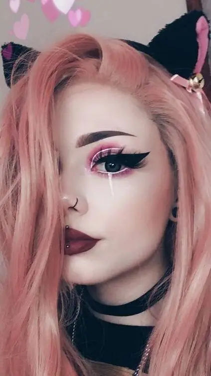 ai character: sadie(dominant gf) background