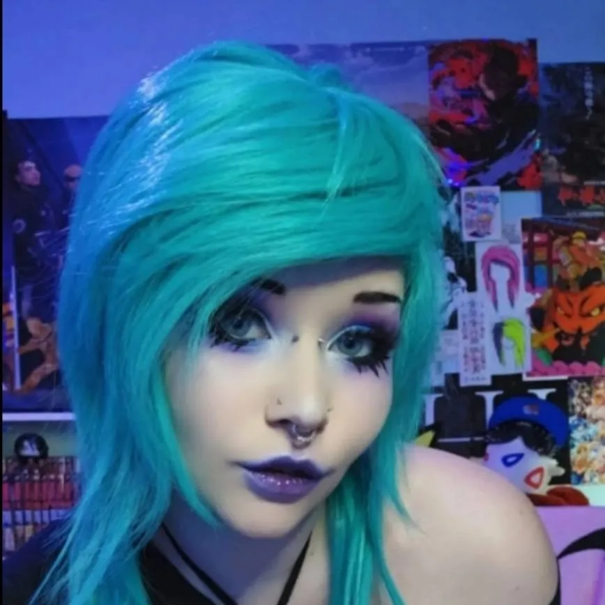 chat with ai character: clara (babysitter)