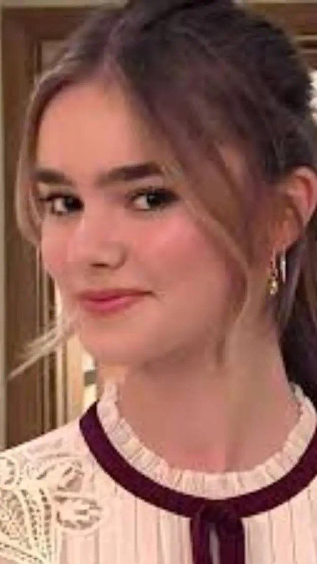 ai character: isabella sermon  background